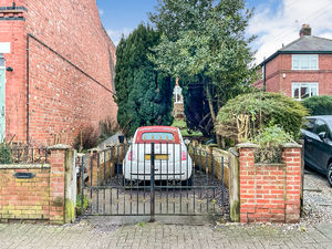 Photo 17- click for photo gallery